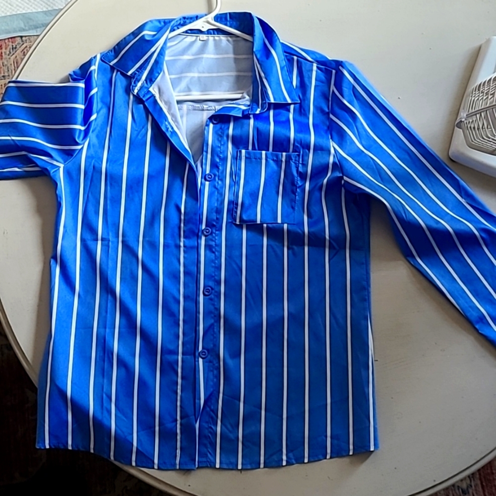 XL light blue oxford button up with white stripes